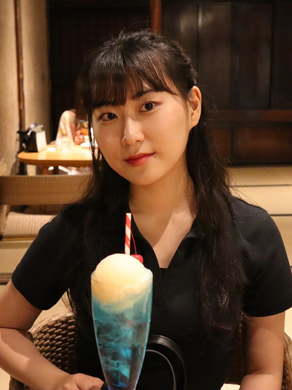 명이현